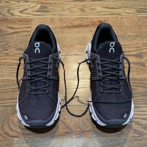 ON Cloudswift Running Shoe (Women’s Grey-size 10)